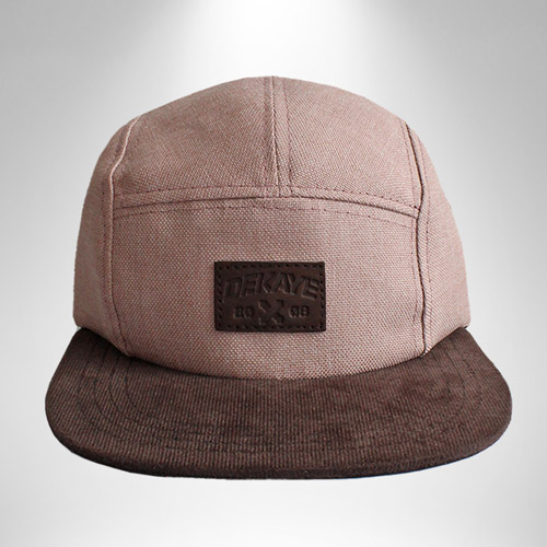 gorra DKY CINCO panel